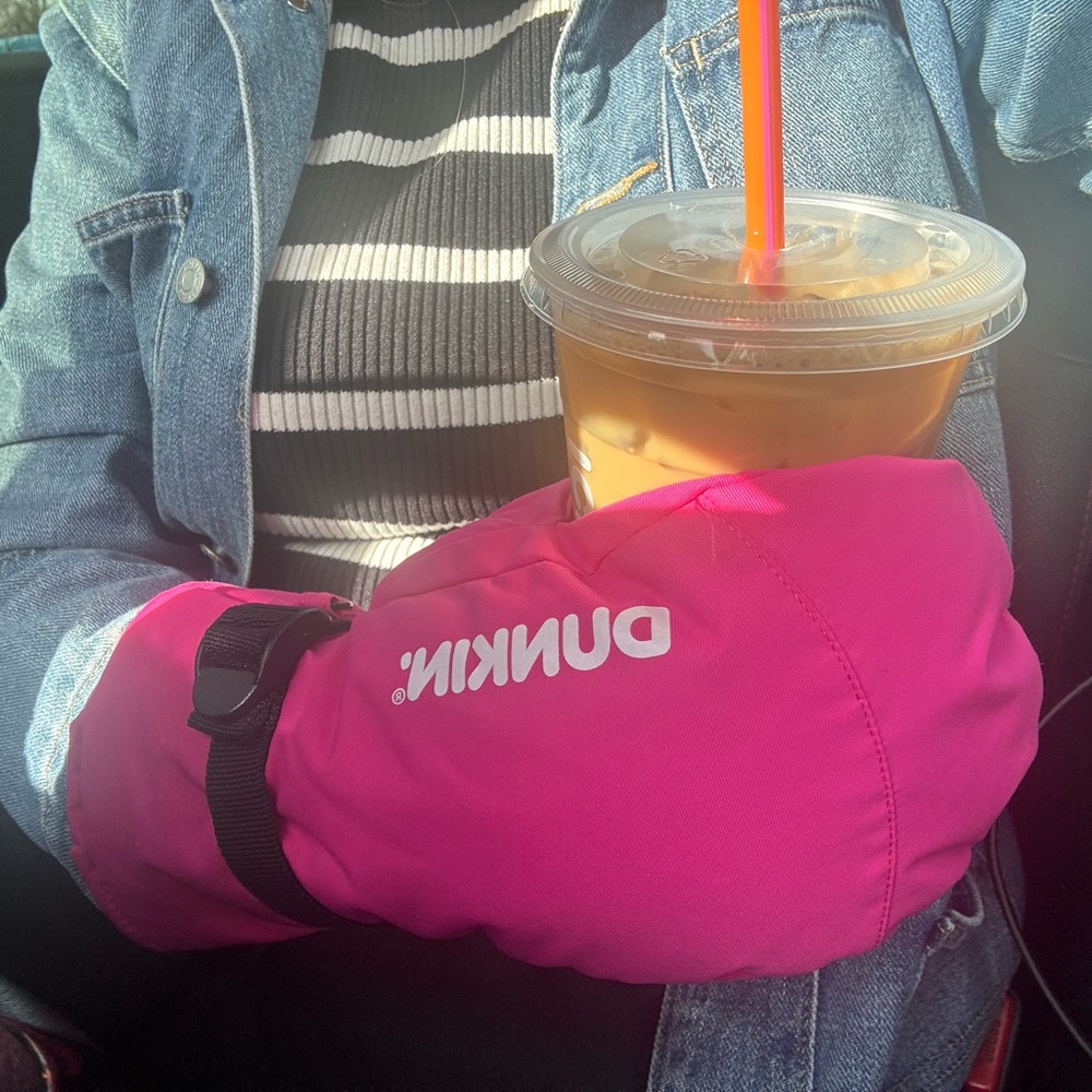 Dunkin mitten